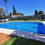 Villa grande piscine 5 min de la mer
